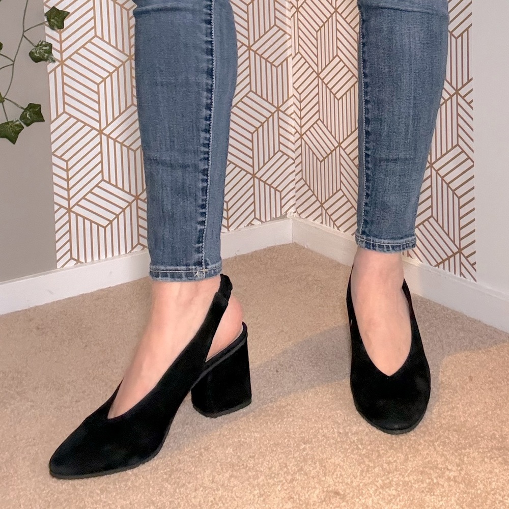 Carlson from Nordstrom sling back sandals size 8